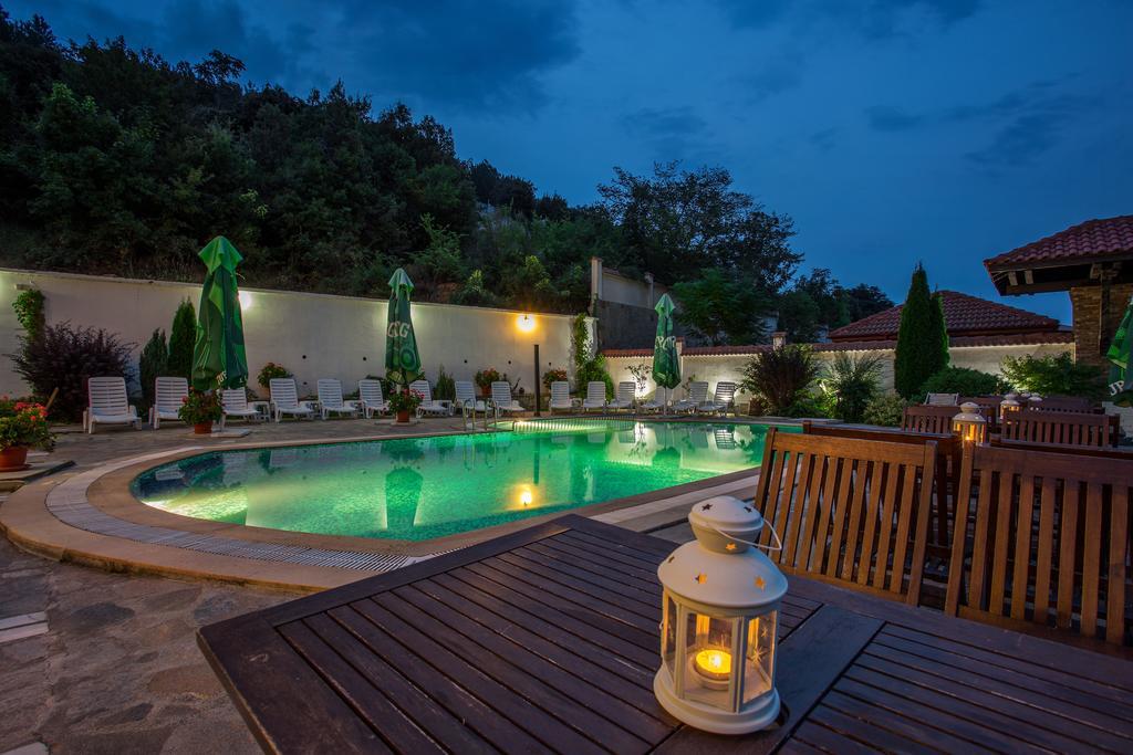 Family Hotel Saint Konstantin Glavatartsi Extérieur photo